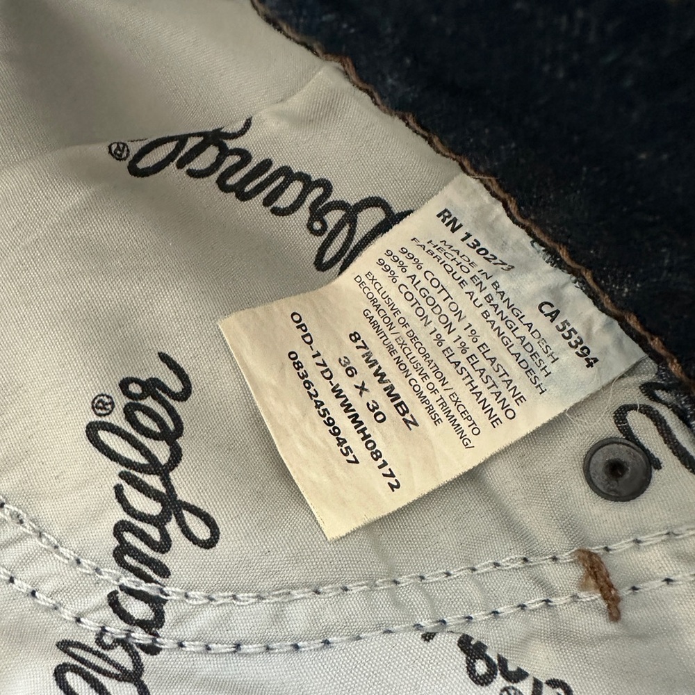 (2) Wrangler Men’s Slim Jeans - size 36x30 - Picture 9 of 11